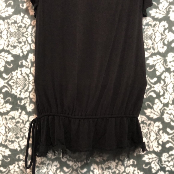 BCBGMAXAZRIA Black Top with Front Panel and Cinch - Picture 7 of 15